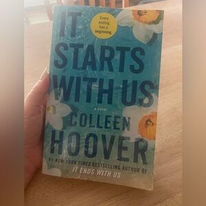 It Starts With Us by Colleen Hoover: Book
